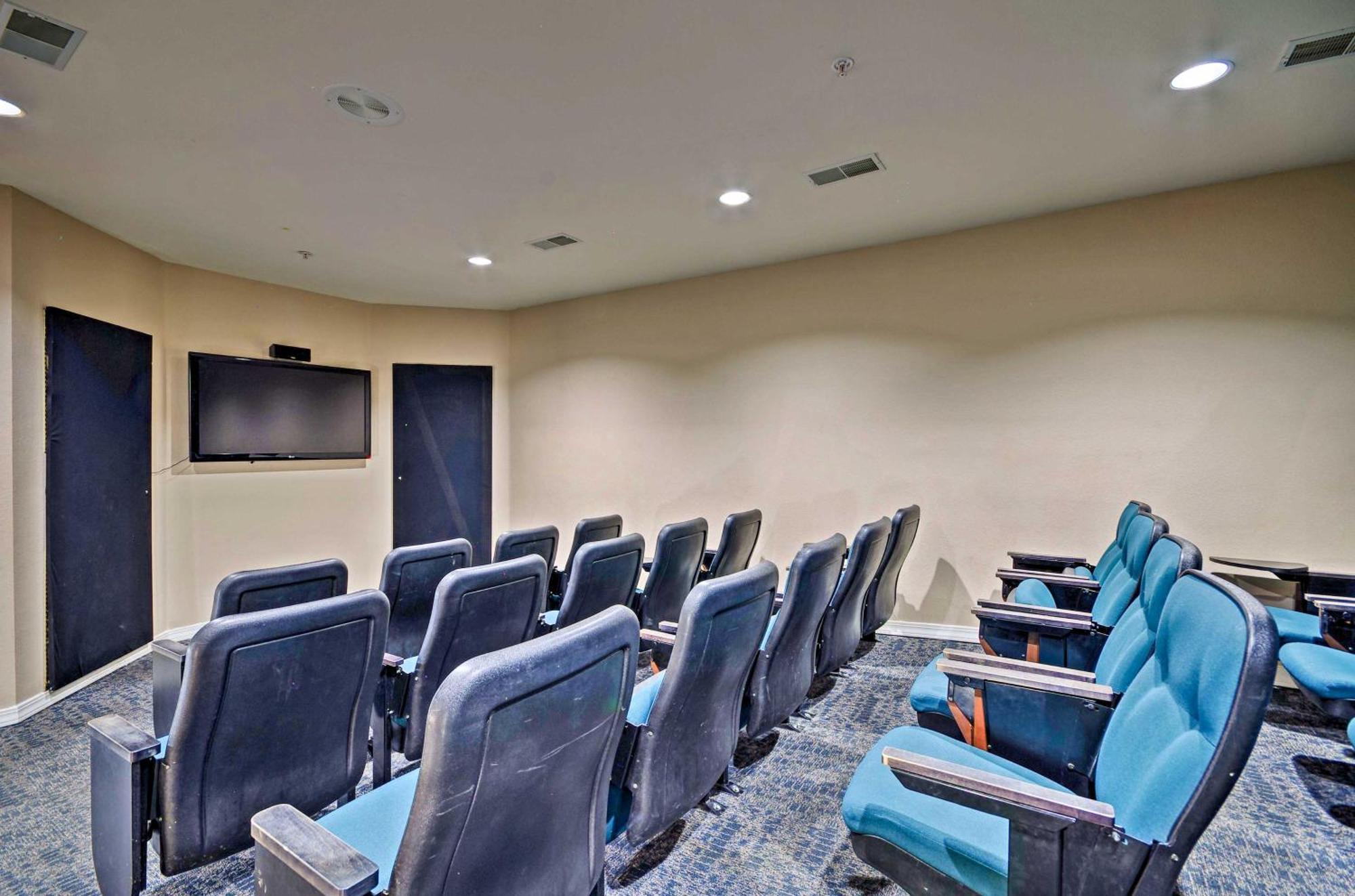Ground-Floor Branson Condo With Community Perks Esterno foto